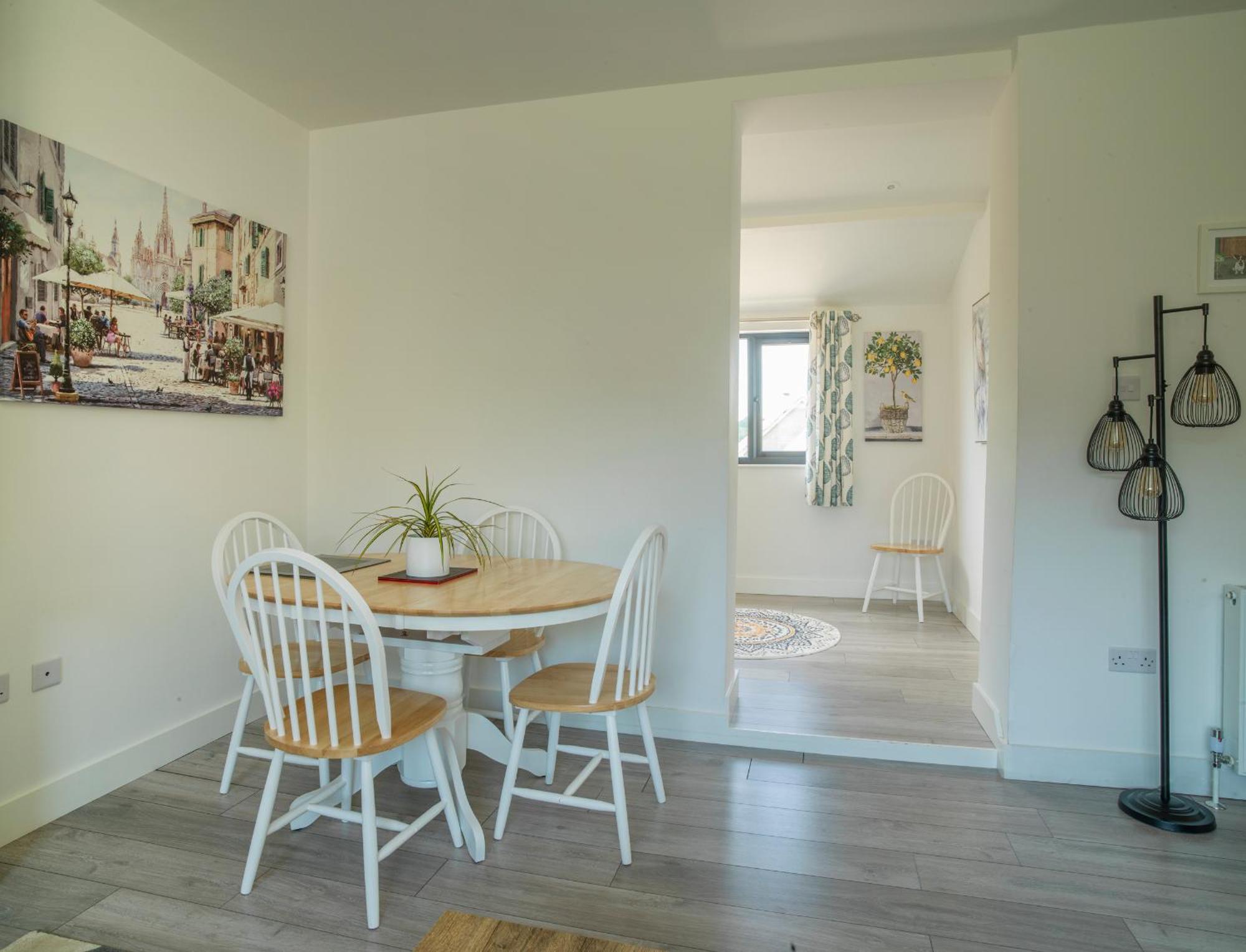 Stunning Modern Apartment In The Cotswolds Chalford Exterior photo
